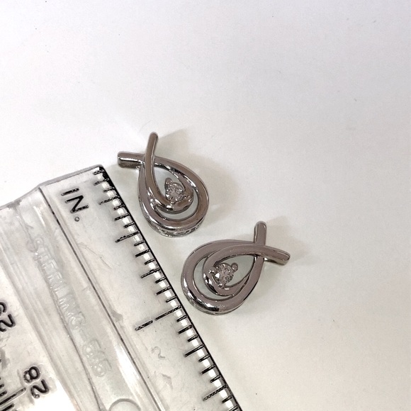 TWO Solid 10K (not 14K ) White Gold Natural Diamond Solitaire Pendants - Picture 14 of 17